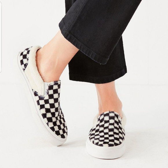vans sherpa slip on